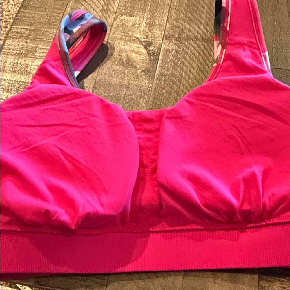 Reebok Women's Camouflage Sports Bra new - Picture 10 of 10